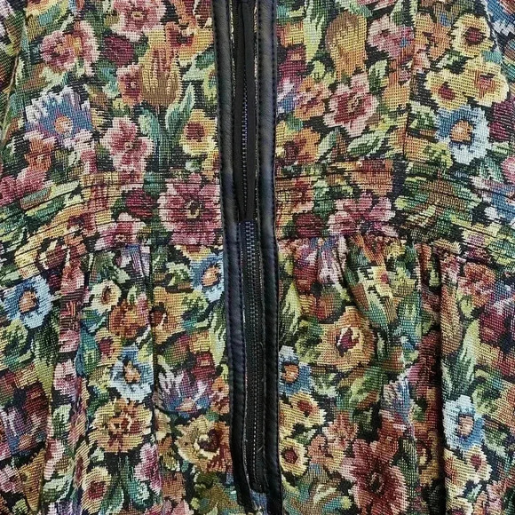 BCBG adorable flower sundress - Picture 7 of 8